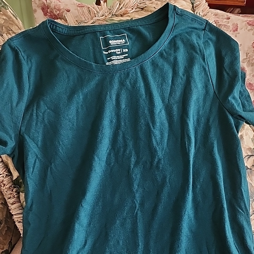 Dark Green Tshirt